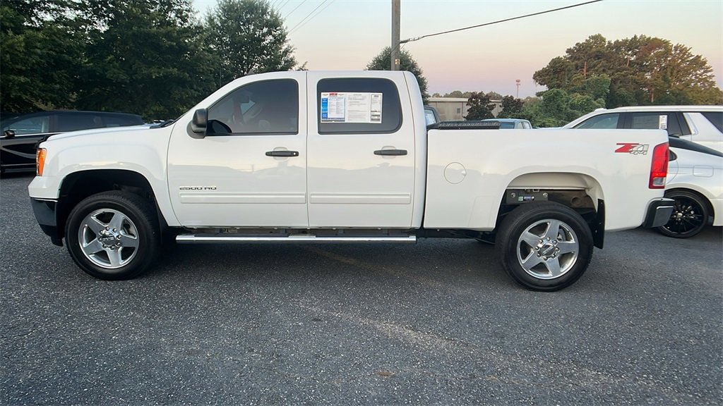 Used 2014 GMC Sierra 2500 SLE w/ SLE Preferred Package image 8