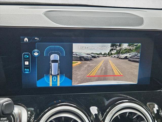 New 2026 Mercedes-Benz GLB 250 image 12