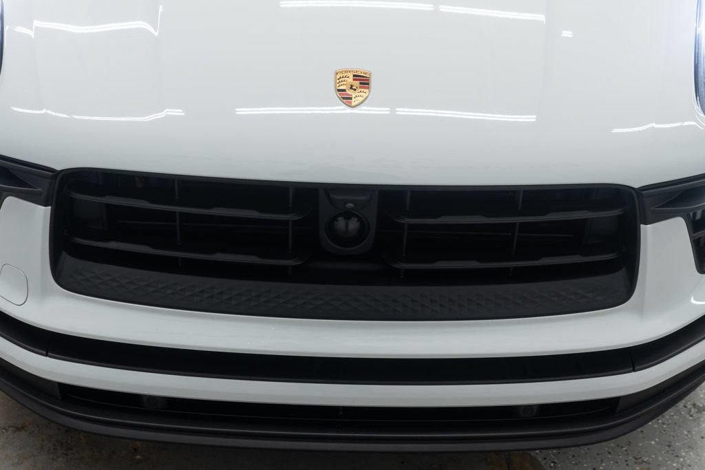 Used 2024 Porsche Macan S AWD/4WD image 48