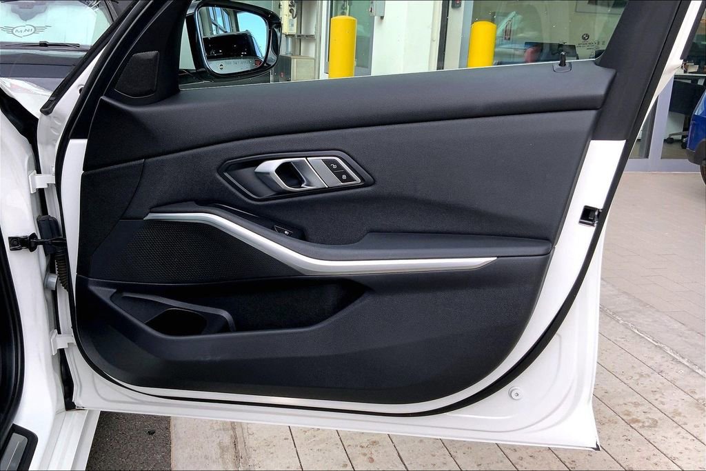 Used 2020 BMW 330i Sedan RWD image 24
