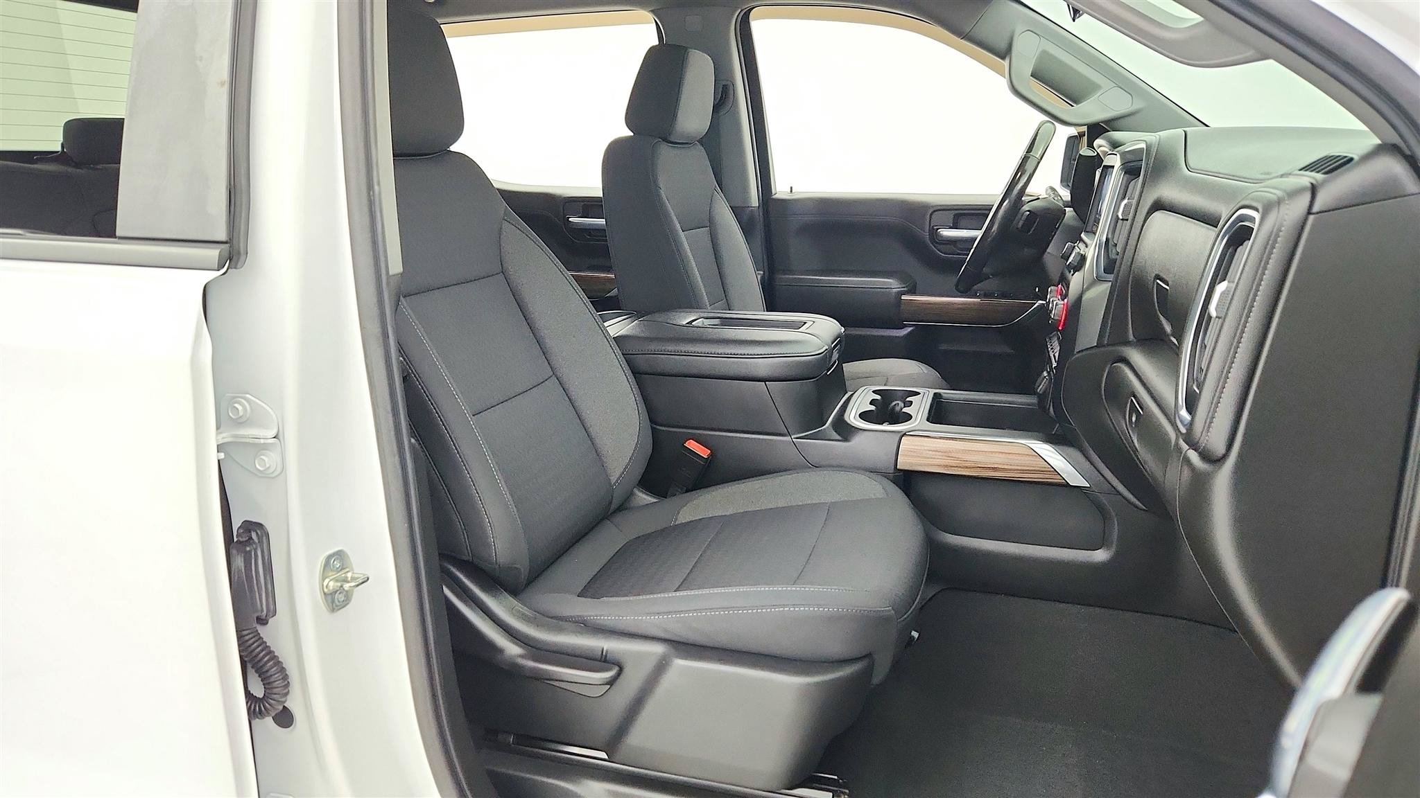 Used 2021 Chevrolet Silverado 1500 LT Trail Boss w/ Bed Protection Package AWD/4WD image 19