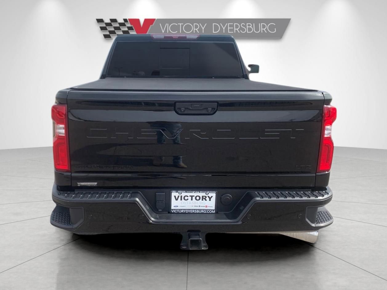 Used 2024 Chevrolet Silverado 2500 LTZ w/ LTZ Plus Package image 7