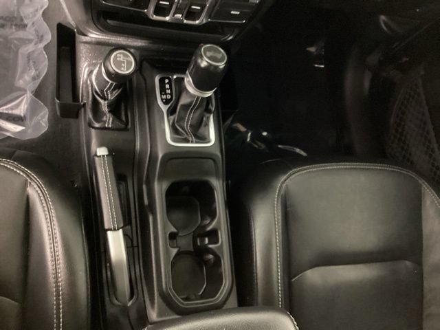 Used 2020 Jeep Wrangler Unlimited Sahara AWD/4WD image 19