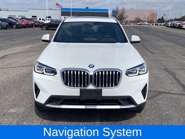 Used 2024 BMW X3 xDrive30i AWD/4WD image 2