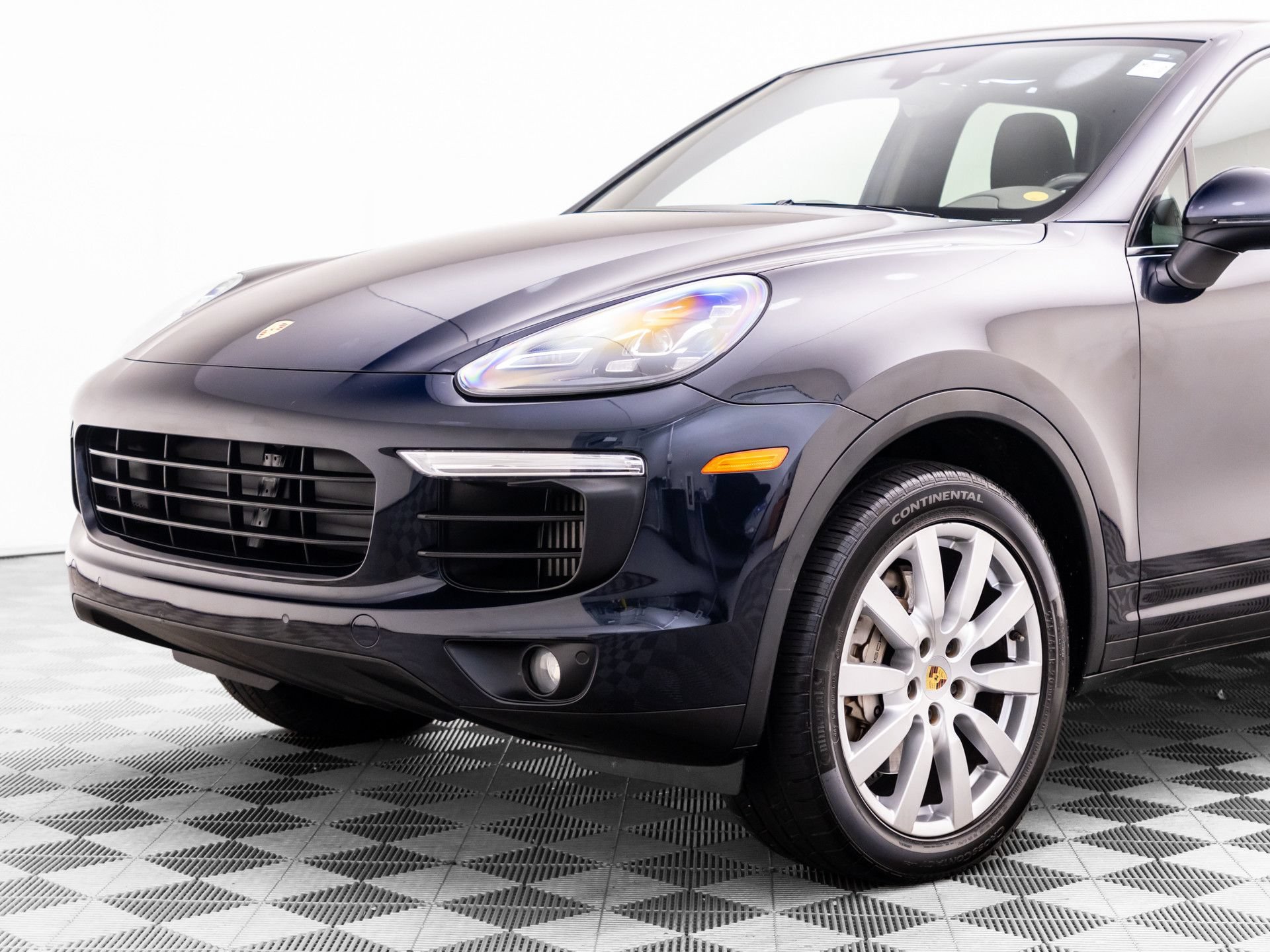 Used 2018 Porsche Cayenne S AWD/4WD image 30