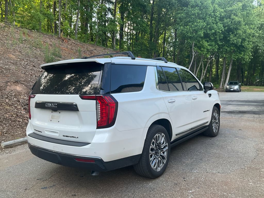Used 2024 GMC Yukon Denali Ultimate AWD/4WD image 5