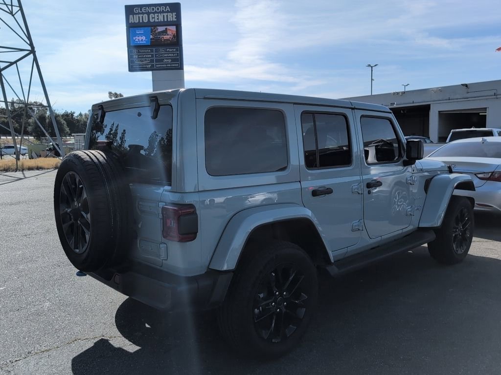 Used 2024 Jeep Wrangler Unlimited Sahara w/ Safety Group image 5