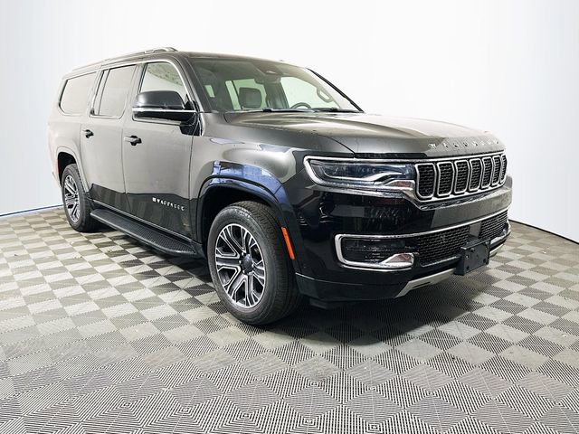 Used 2024 Jeep Wagoneer L Series II w/ Flexible Seating Group image 1