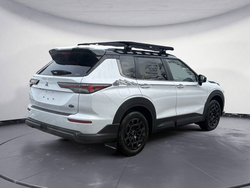 New 2026 Mitsubishi Outlander Trail Edition image 5