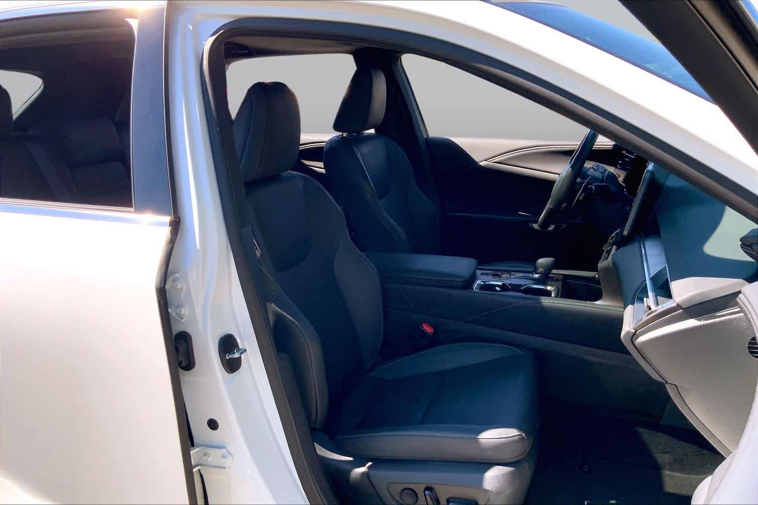 Used 2024 Lexus RX 350 Premium w/ Convenience Package AWD/4WD image 9