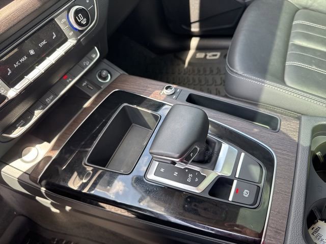 Used 2023 Audi Q5 2.0T Premium w/ Convenience Package AWD/4WD image 22