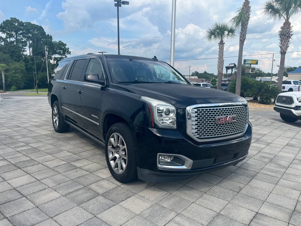 Used 2016 GMC Yukon XL Denali w/ Open Road Package AWD/4WD image 8