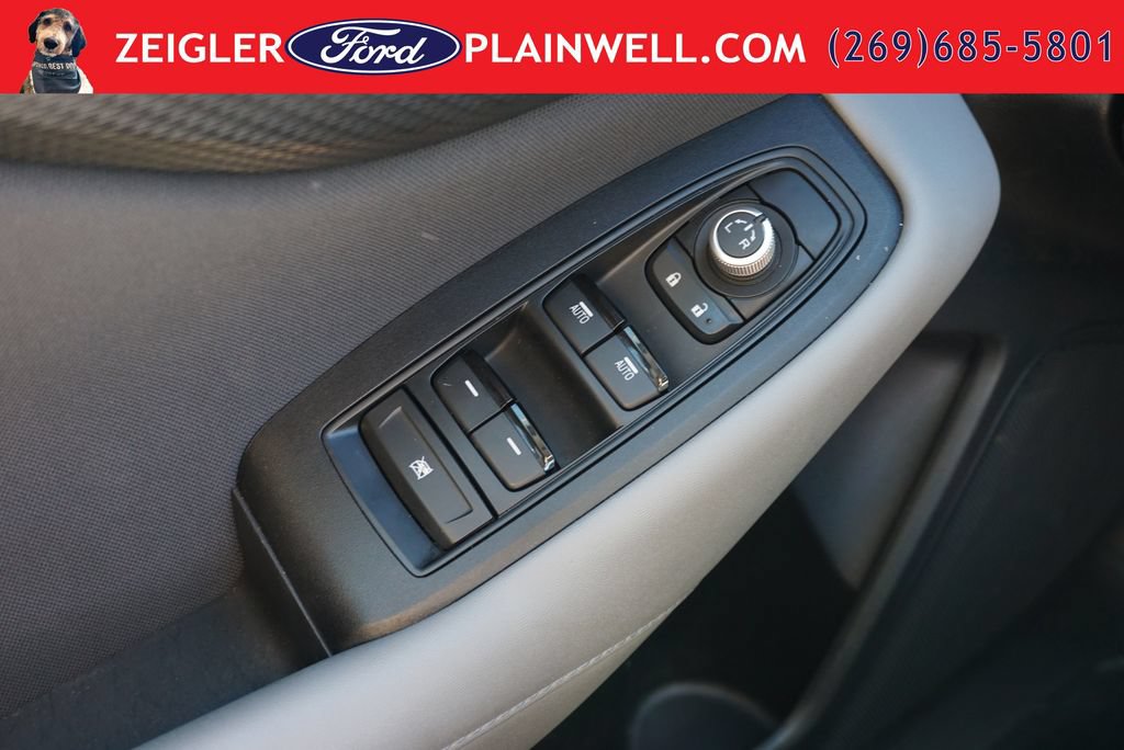 Used 2023 Subaru Outback Premium AWD/4WD image 29