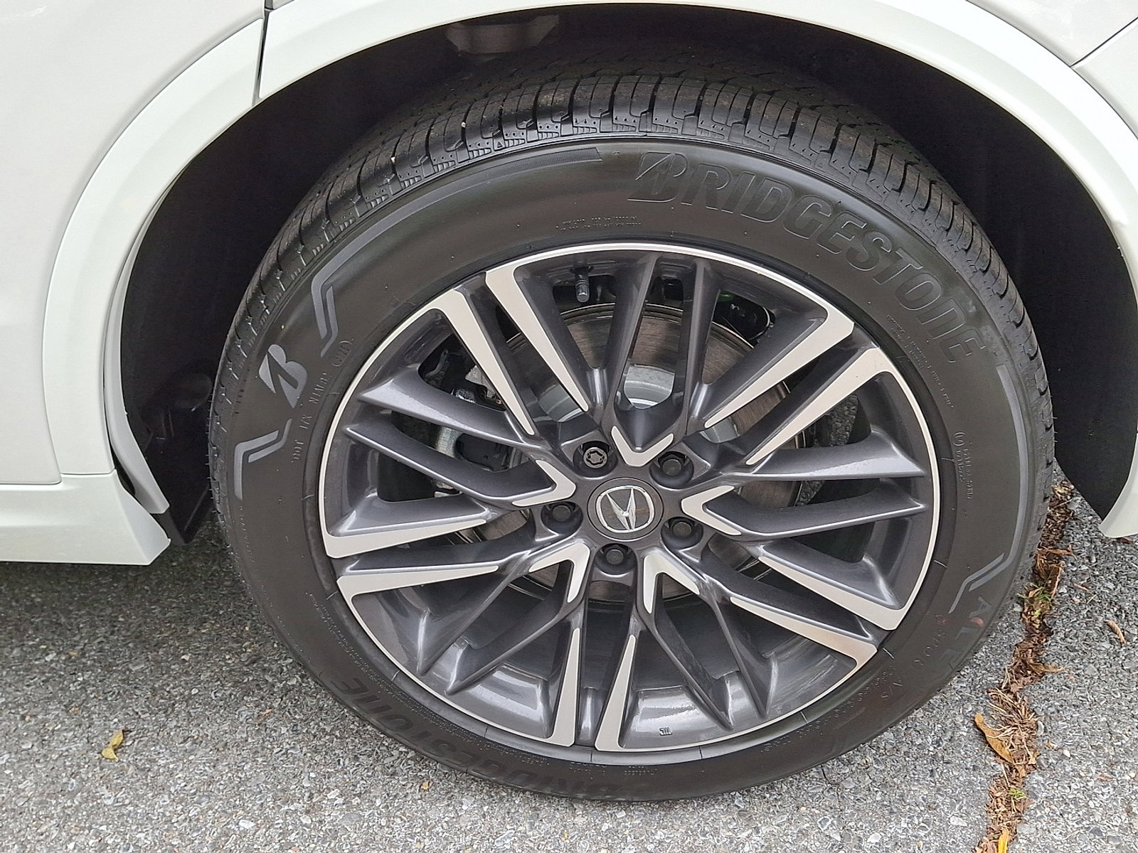 New 2026 Acura MDX SH-AWD w/ Advance Package image 5