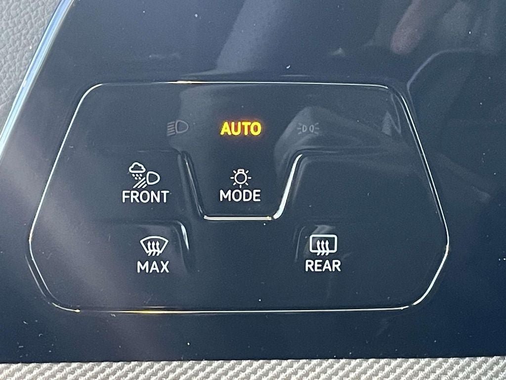 New 2026 Volkswagen Golf w/ Euro Style Package AWD/4WD image 35