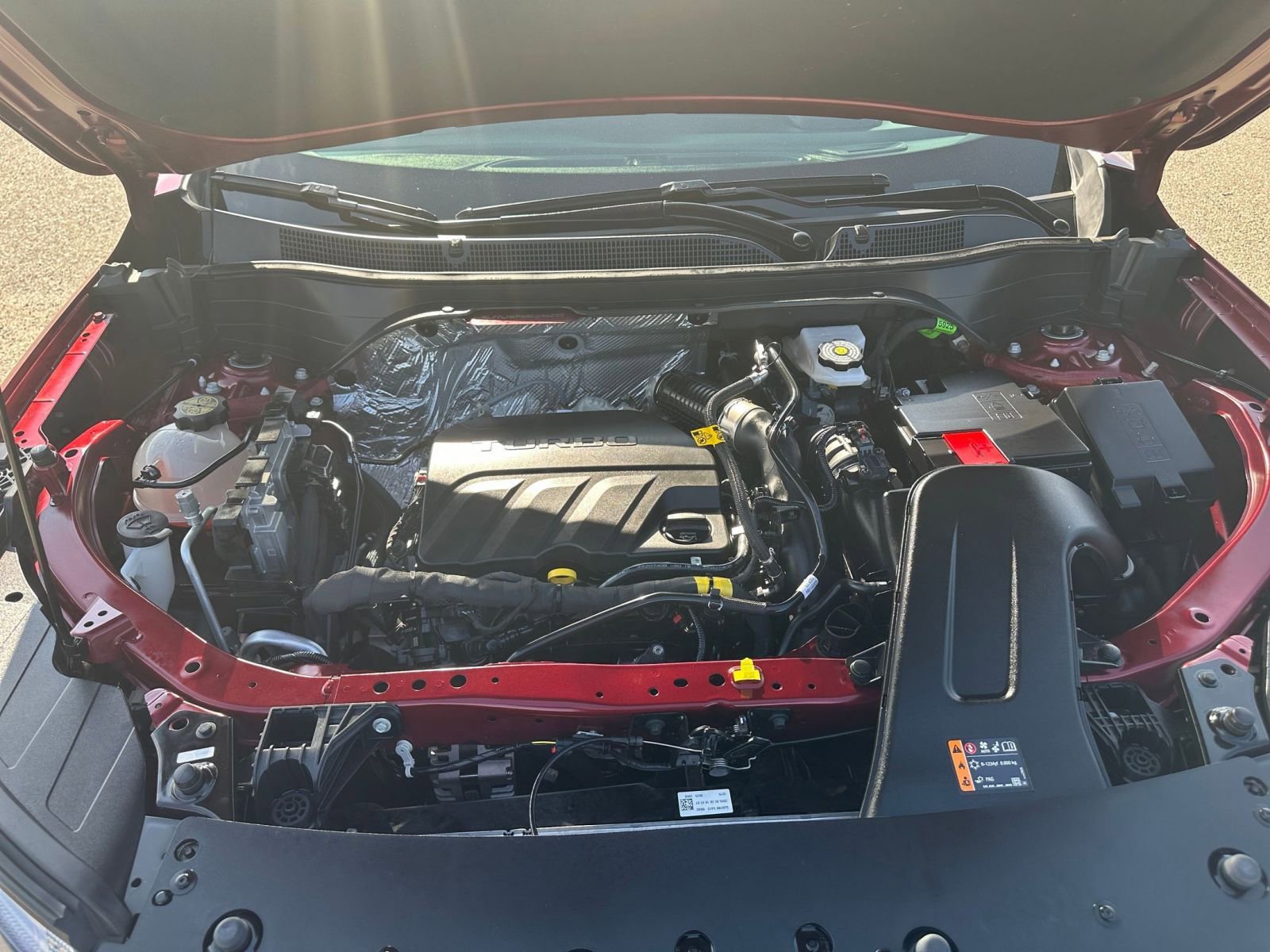 Used 2025 Chevrolet Trax LT image 32