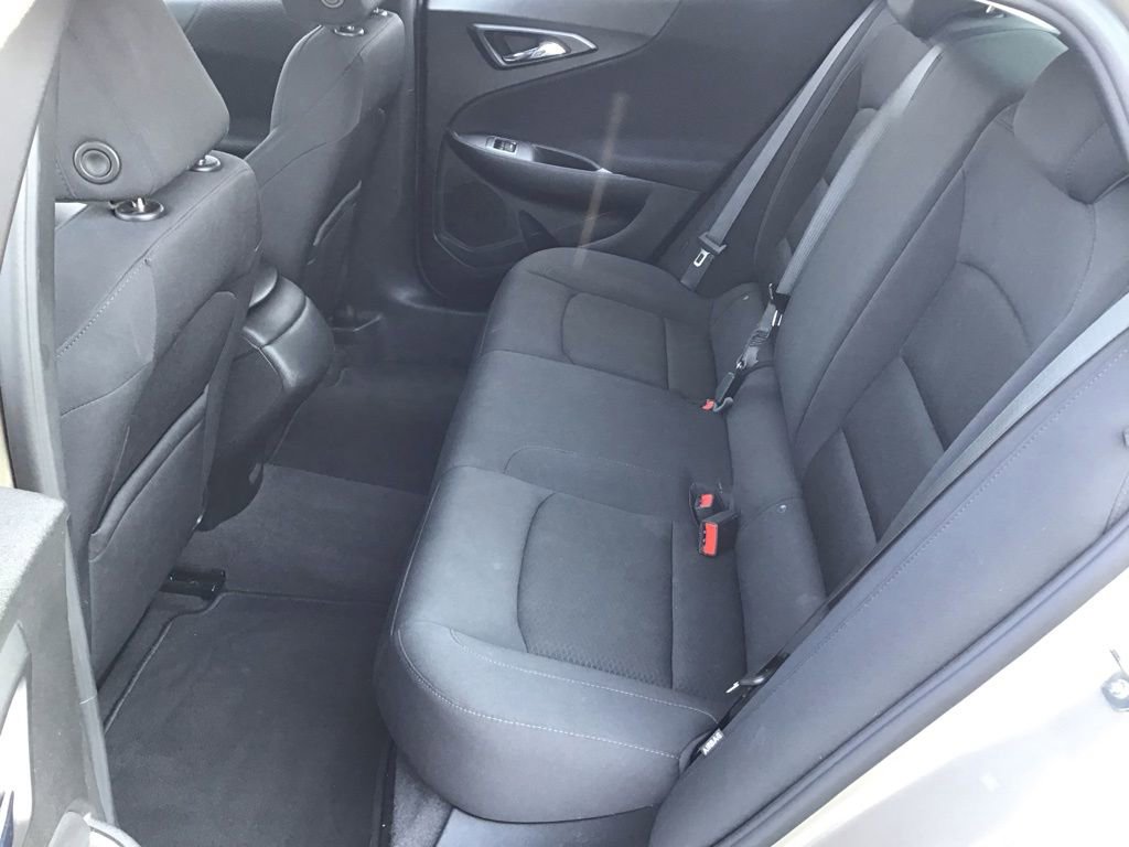 Used 2022 Chevrolet Malibu RS image 14
