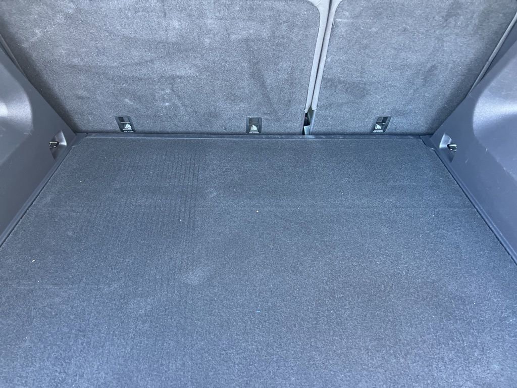 Certified 2023 Volkswagen Atlas Cross Sport SEL Premium R-Line image 26