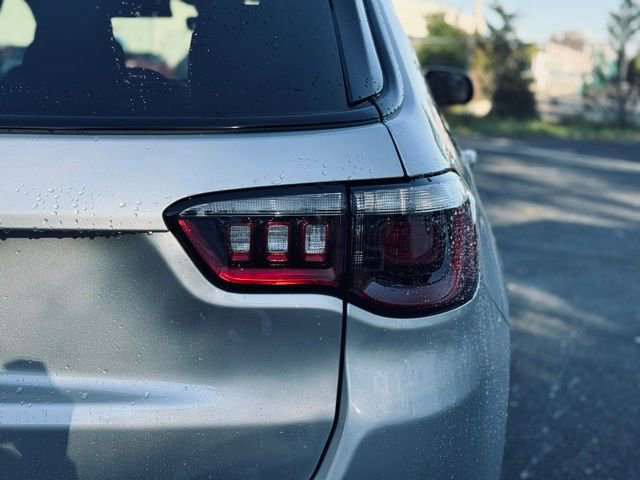 New 2026 Jeep Compass Limited image 8