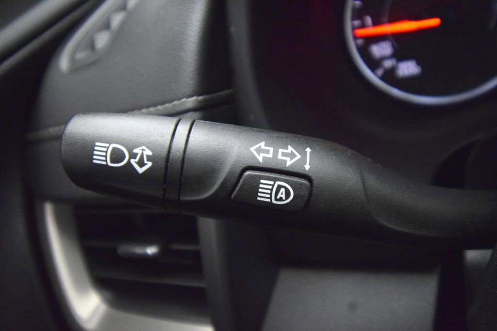 Used 2020 GMC Terrain Denali w/ Denali Premium Package AWD/4WD image 42