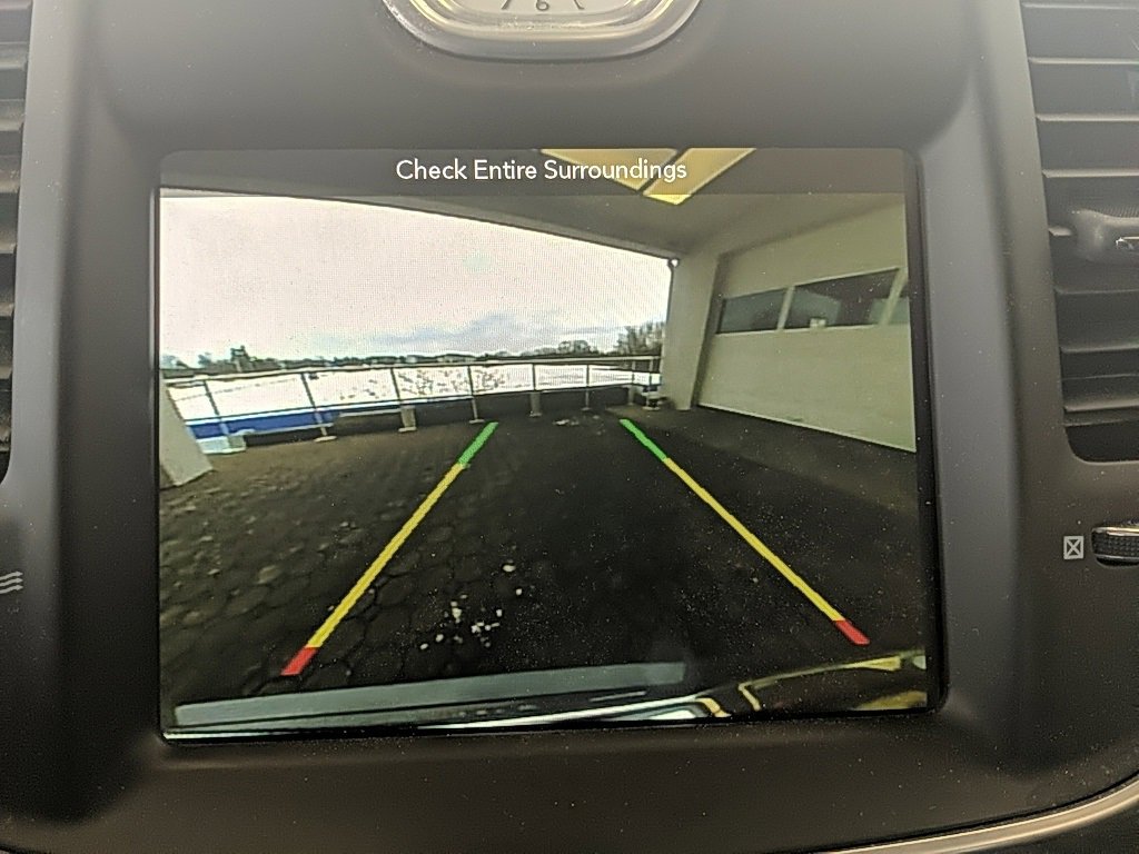 Used 2019 Chrysler 300 Touring w/ Sport Appearance Package image 17