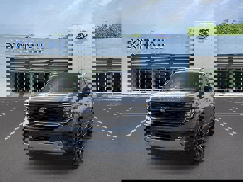 New 2025 Ford Expedition Max Platinum w/ Driver's Package image 2