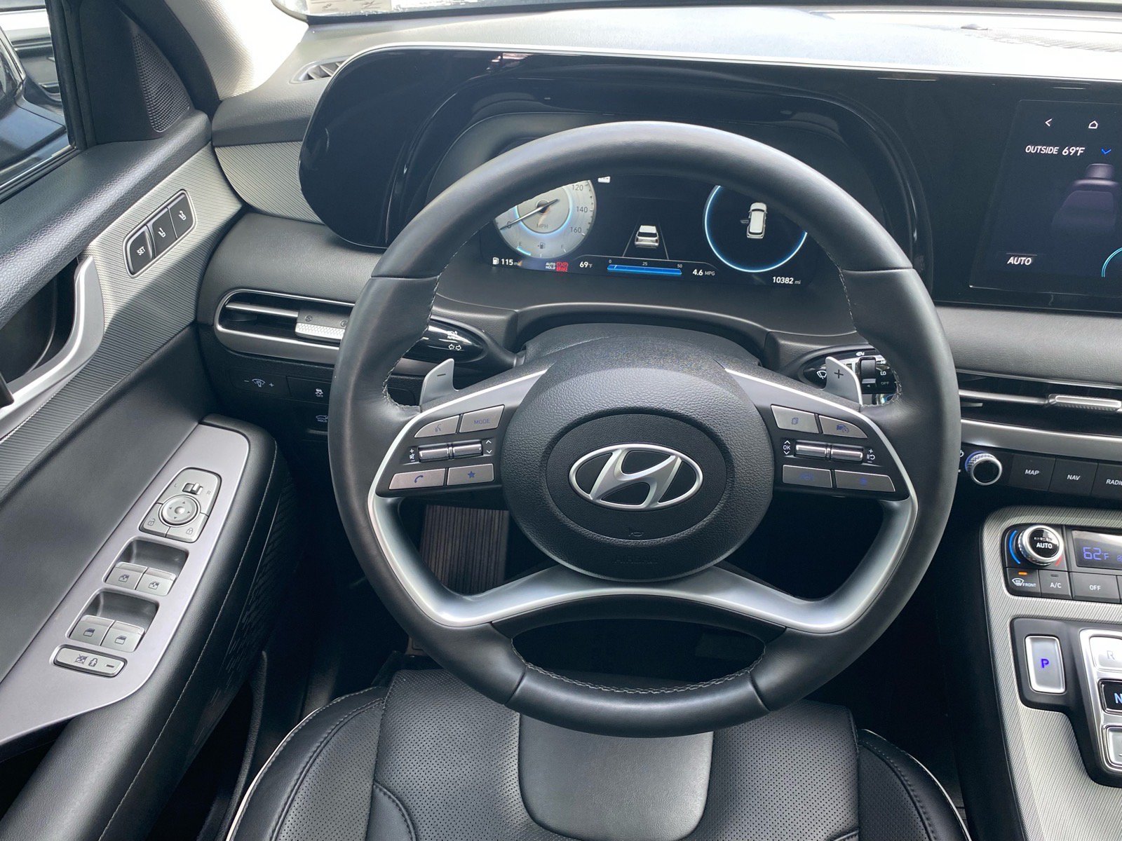 Used 2024 Hyundai Palisade SEL FWD image 5