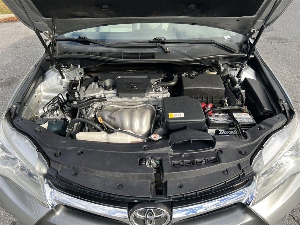 Used 2017 Toyota Camry LE image 26