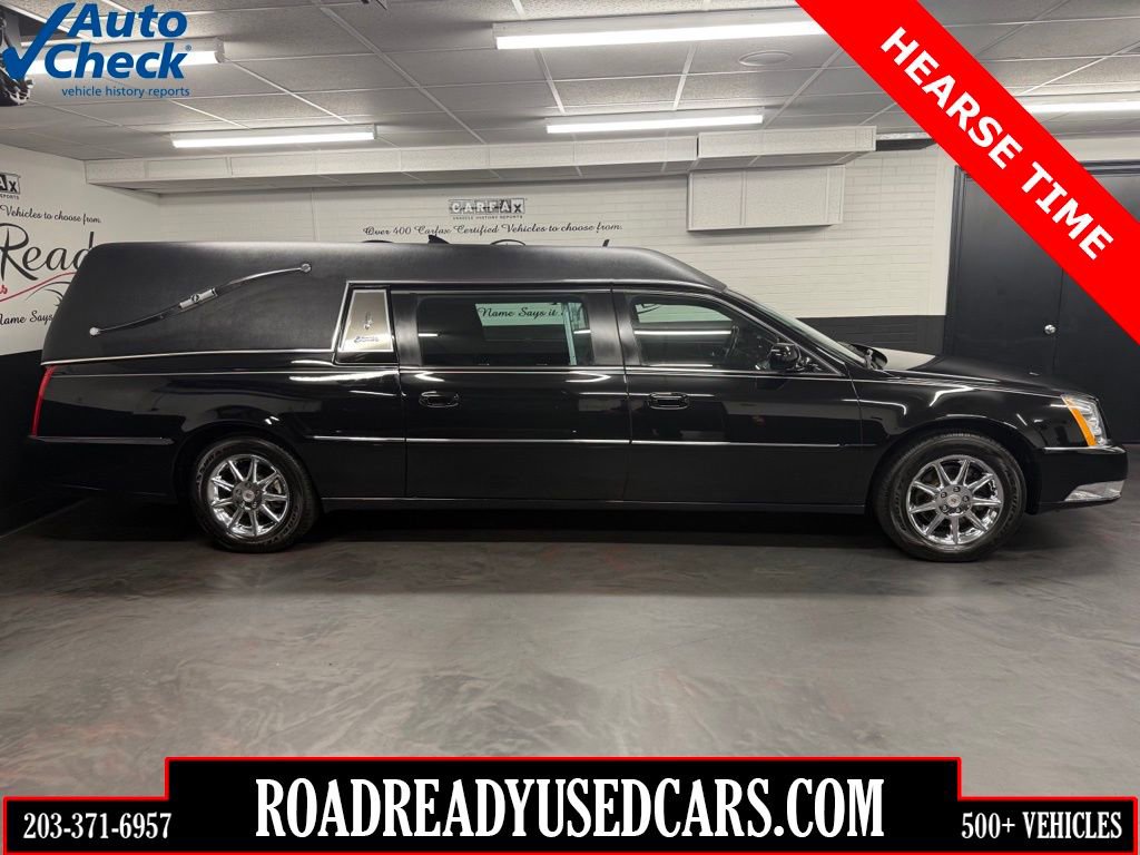 Used 2011 Cadillac DTS Limousine FWD image 1