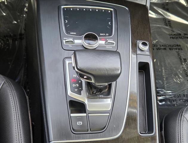 Used 2018 Audi Q5 2.0T Premium Plus w/ Premium Plus Package image 13