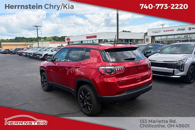 New 2026 Jeep Compass Latitude AWD/4WD image 5