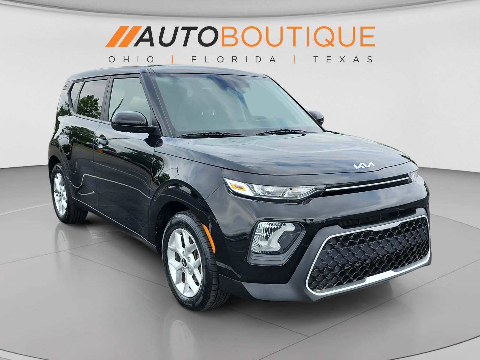 Used 2022 Kia Soul LX w/ Technology Package FWD image 7