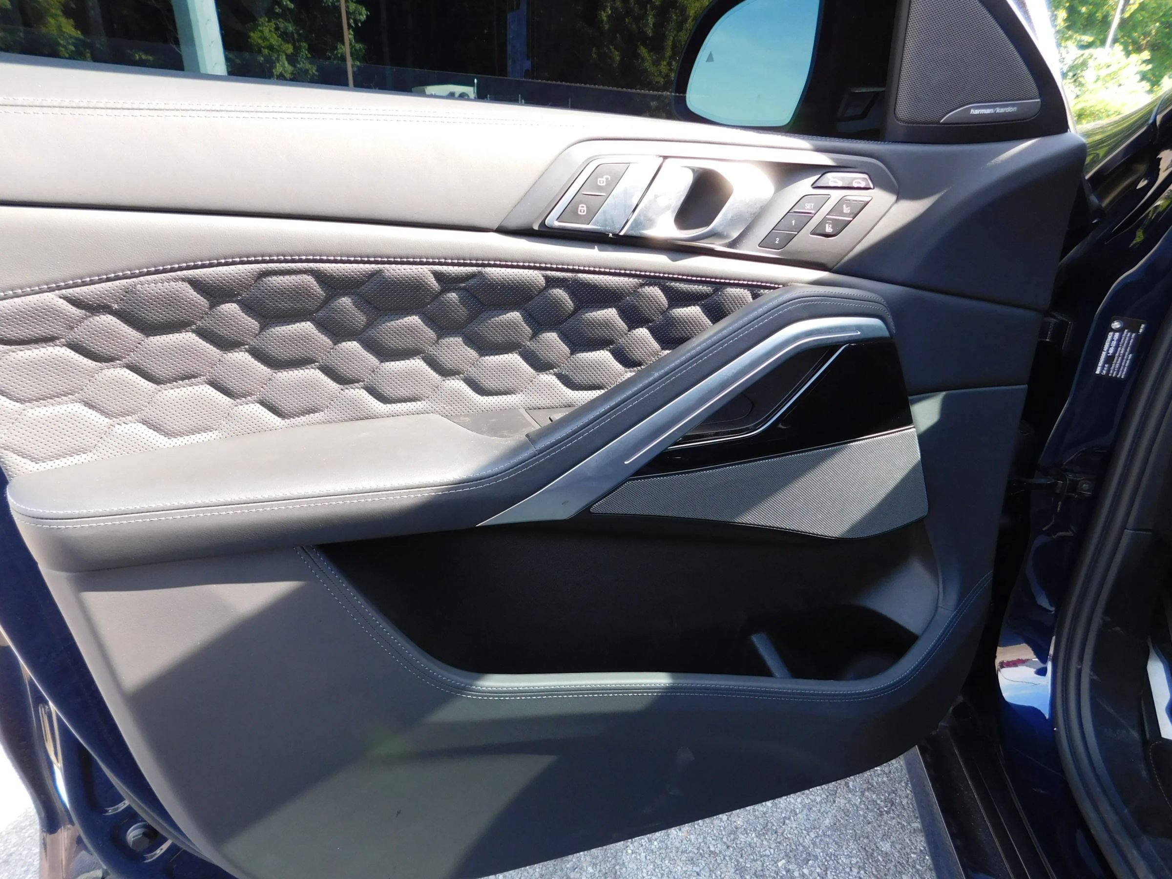 Used 2022 BMW X6 M w/ Competition Package AWD/4WD image 15