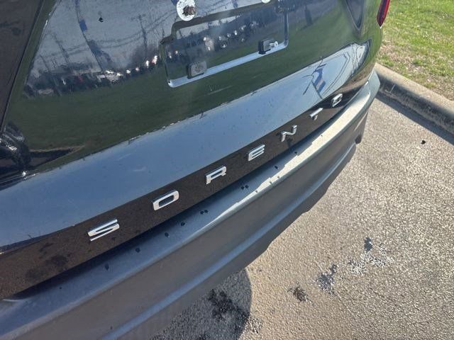 Used 2021 Kia Sorento LX image 46