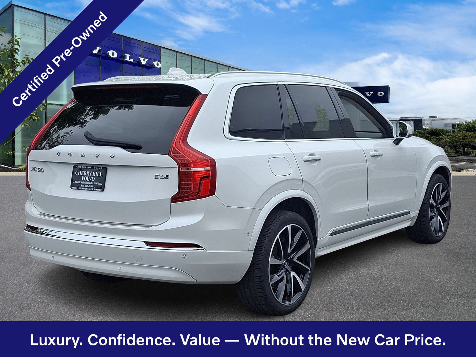 Certified 2024 Volvo XC90 B6 Plus w/ Protection Package Premier AWD/4WD image 7