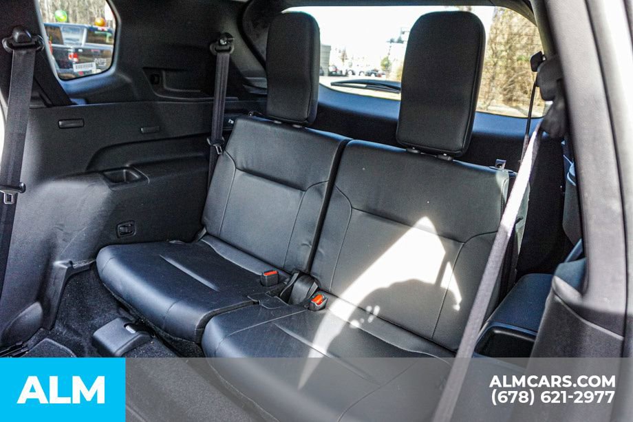 Used 2025 Mitsubishi Outlander SE image 22