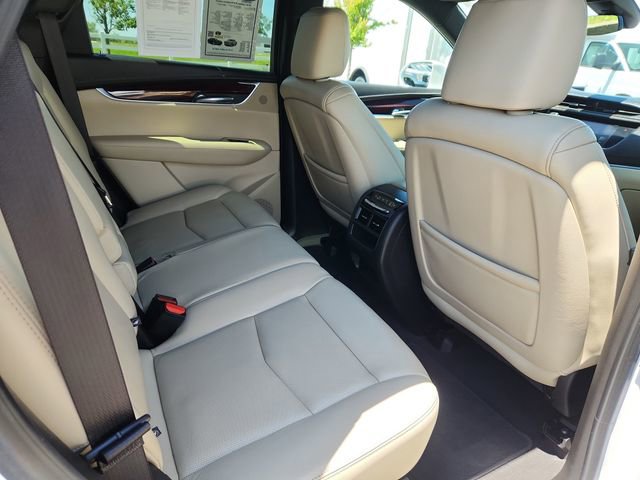 Used 2018 Cadillac XT5 Premium Luxury FWD image 30
