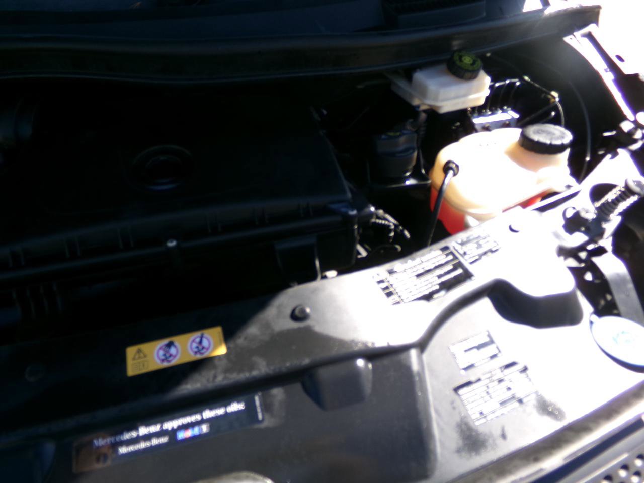 Used 2018 Mercedes-Benz Metris Passenger image 28