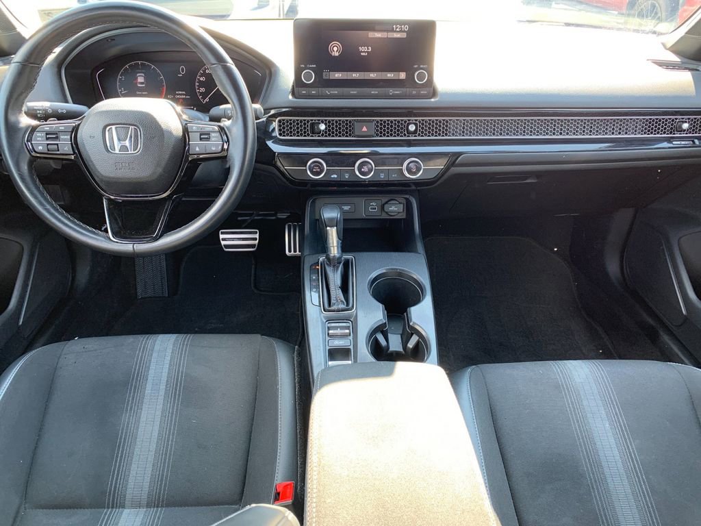 Used 2023 Honda Civic Sport image 16