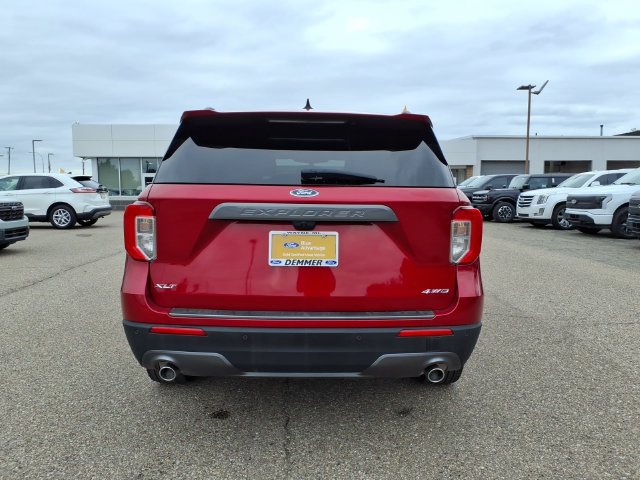 Certified 2023 Ford Explorer XLT w/ Equipment Group 202A AWD/4WD image 6