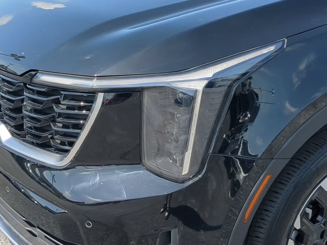Used 2025 Kia Sorento S AWD/4WD image 9