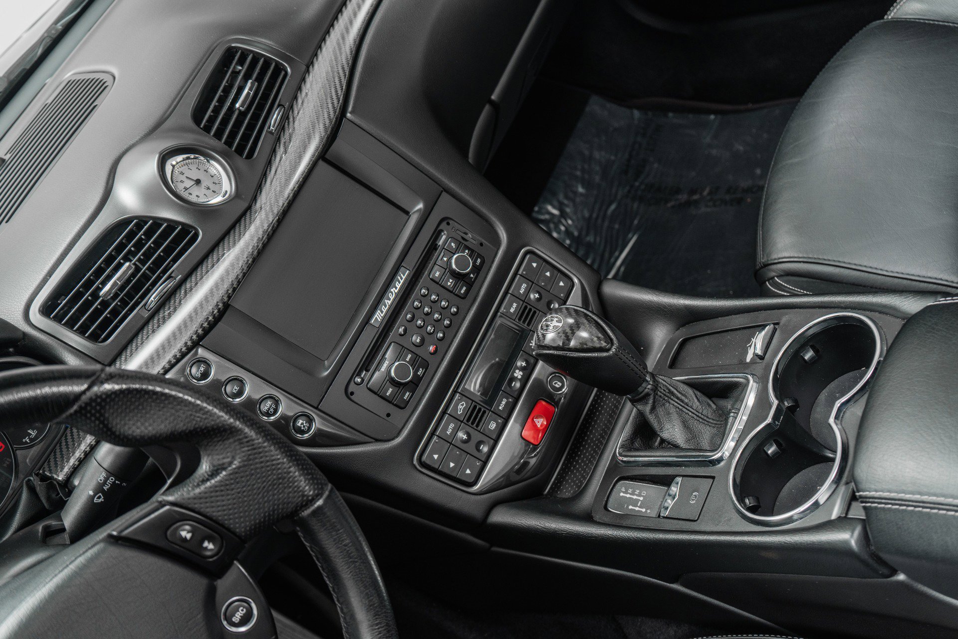 Used 2014 Maserati GranTurismo Convertible RWD image 28