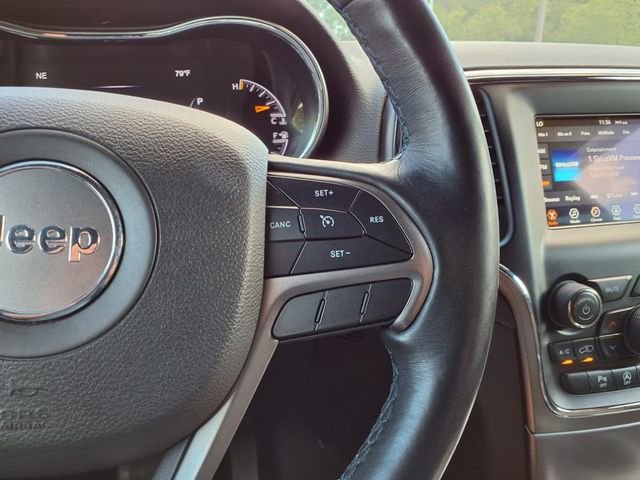 Used 2019 Jeep Grand Cherokee Laredo image 28