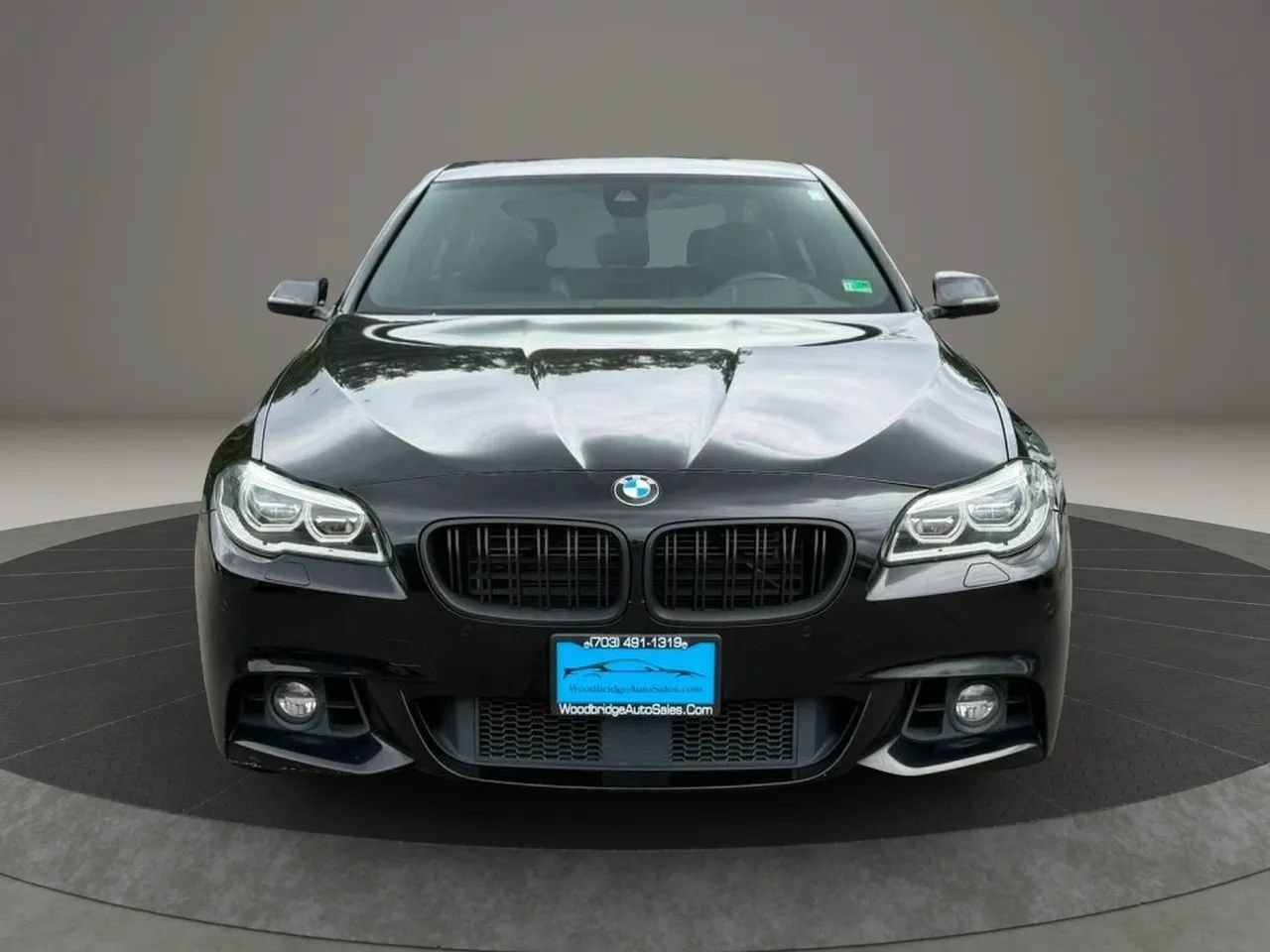 Used 2014 BMW 550i xDrive Sedan AWD/4WD image 2