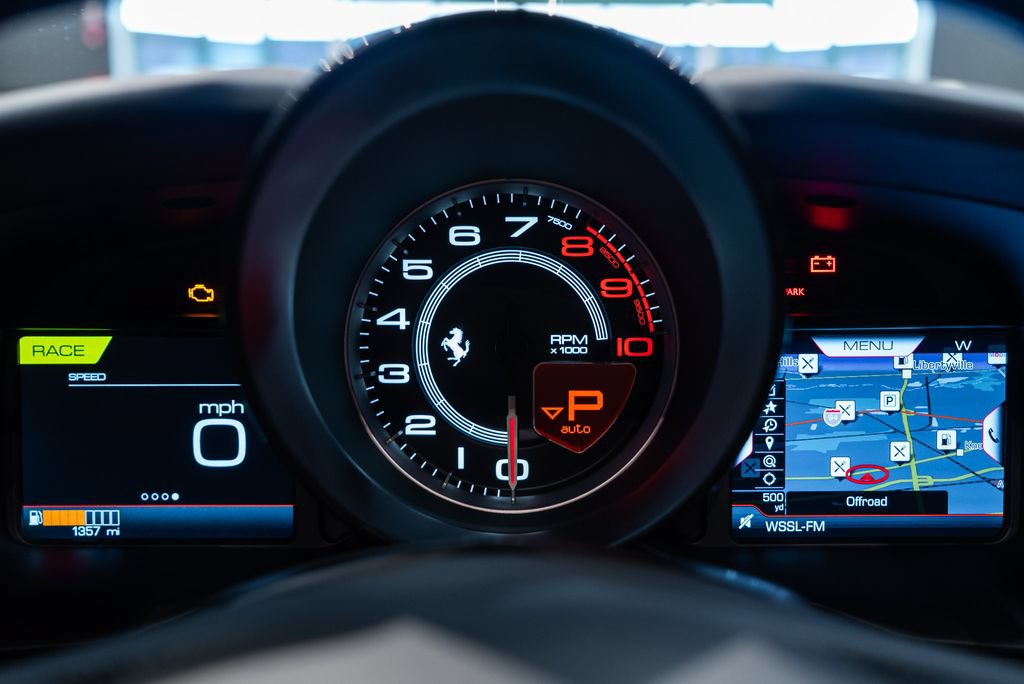 Certified 2023 Ferrari F8 Tributo RWD image 31