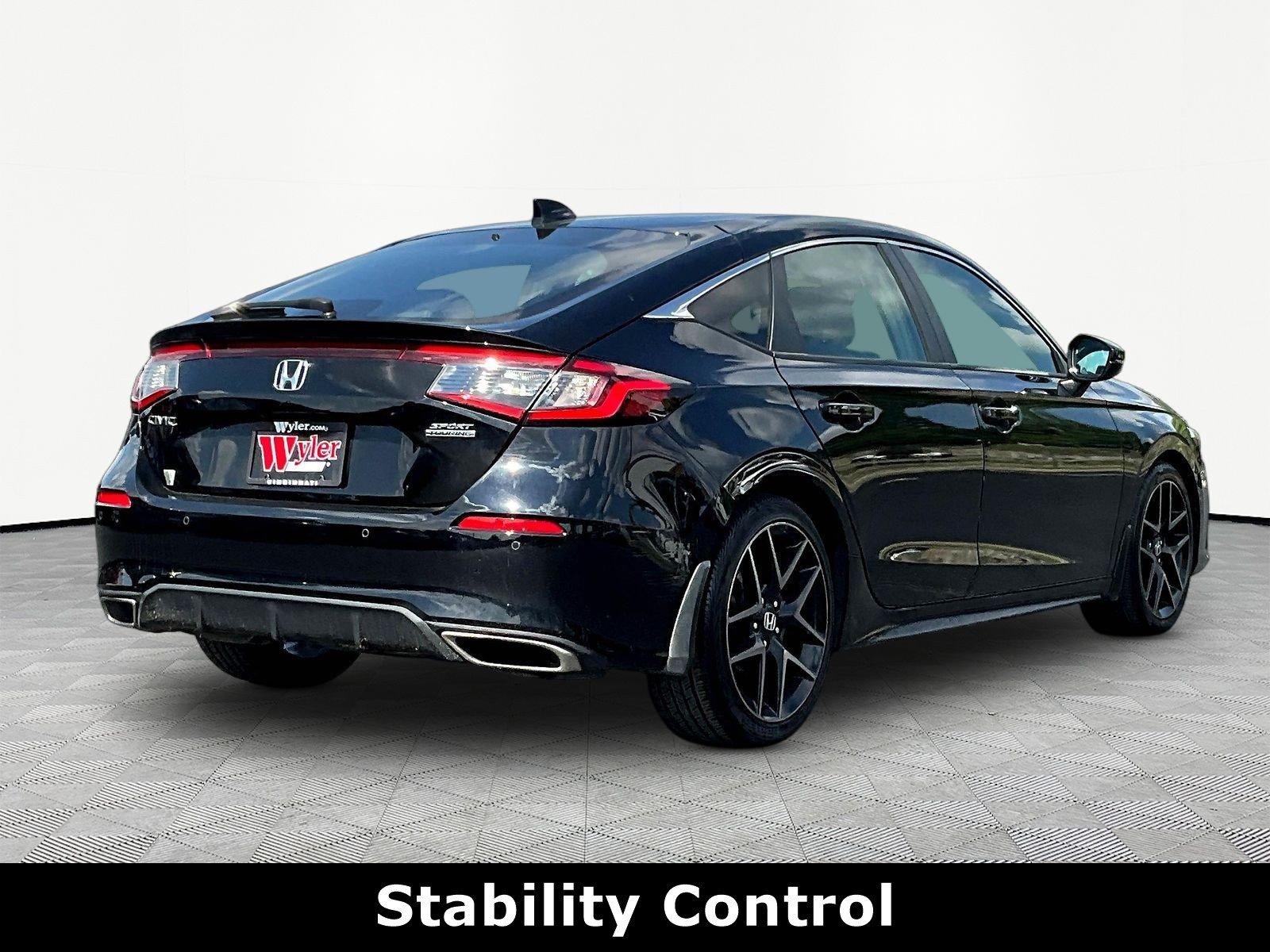 Used 2024 Honda Civic Sport Touring image 6