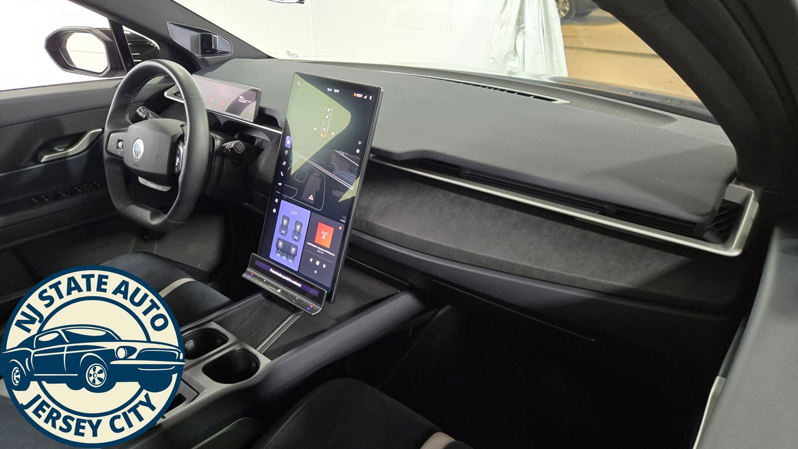 Used 2023 Fisker Ocean One image 33