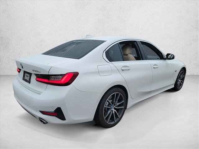 Used 2022 BMW 330e w/ Premium Package image 5