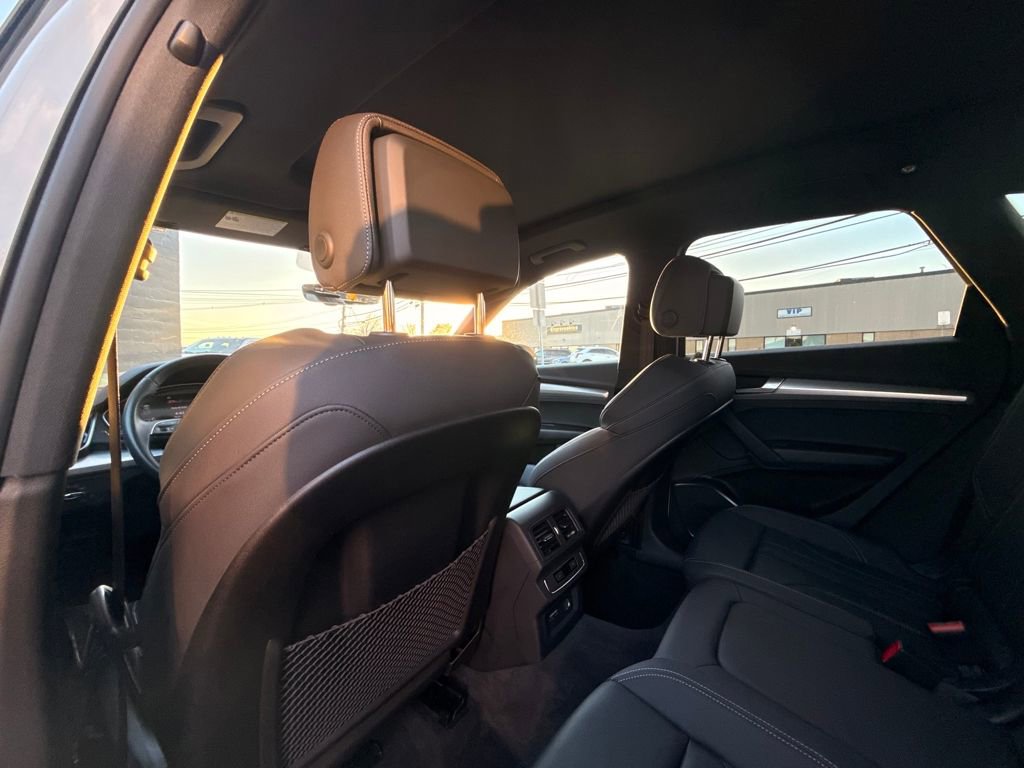 Used 2025 Audi Q5 2.0T Premium image 16