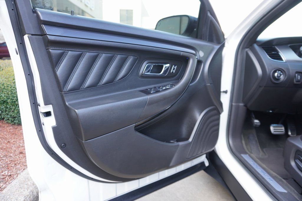 Used 2016 Ford Taurus SHO w/ Equipment Group 401A image 8